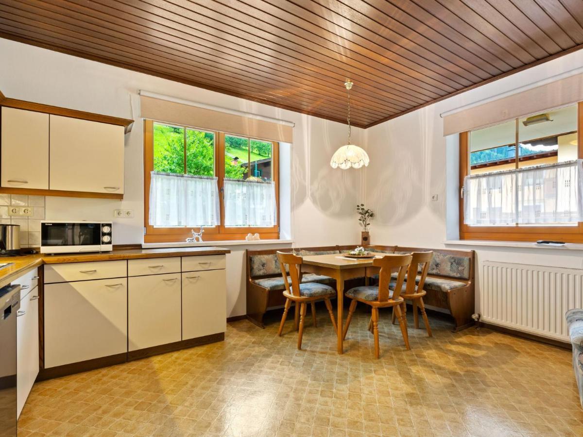 Spacious Apartment In Grossarl With Garden Eksteriør billede